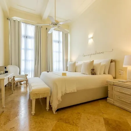 Hotel Casa Diluca Boutique 5*