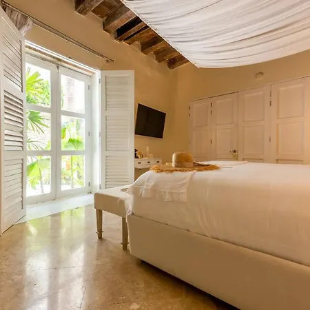 Hotel Casa Diluca Boutique 5*